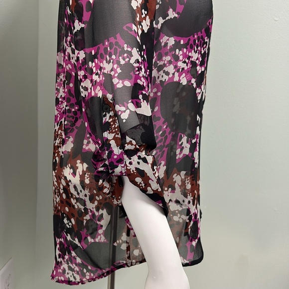 DVF Lorelei silk chiffon blouse. Size 4 - Picture 7 of 11